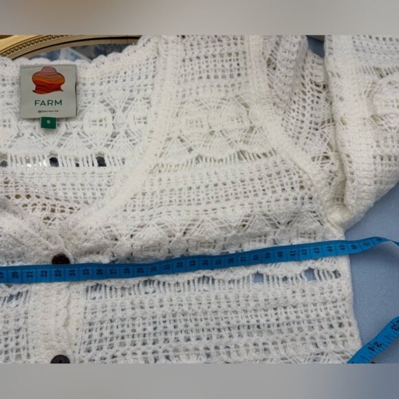 🆕 FARM Rio 🧿 NWOT White Crochet Button Up Cardigan Sweater, Sz S - Picture 14 of 15